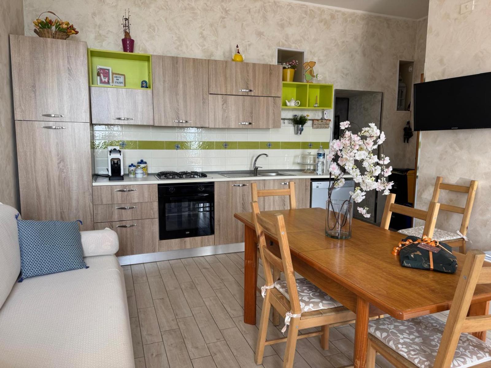 Casa Vacanza Sweet Home Giardini Naxos Exterior photo